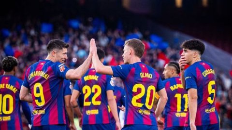 Football: Barcelona host Atletico Madrid in a pivotal La Liga clash