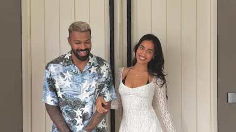 गर्लफ्रेंड माहिका की गलत एंगल से फोटो लेने पर भड़के हार्दिक पांड्या, बोले-'पैप्स ने कर दी हदें पार'