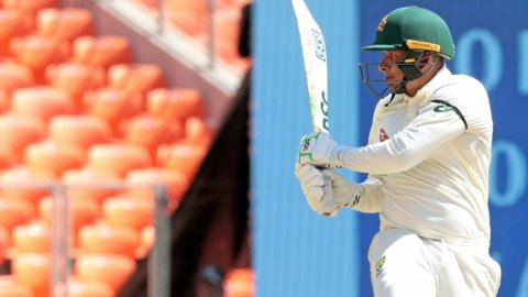 Head at No. 5 'a worse result for England': Warner backs Khawaja to open in Adelaide