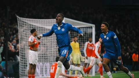 प्रीमियर लीग : चेल्सी ने आर्सेनल को 1-1 से ड्रॉ पर रोका