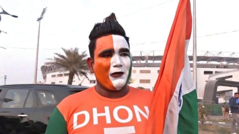 दूसरा टी20 मैच: अभिषेक की तूफानी बल्लेबाजी देखने स्टेडियम पहुंचे फैंस, भारत से जीत की उम्मीद