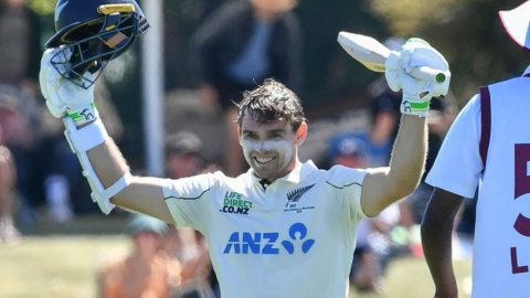 Tom Latham ने 3 साल बाद शतक जड़कर इतिहास,टेस्ट क्रिकेट में ऐसा करने वाले NZ के पांचवें क्रिकेटर बने