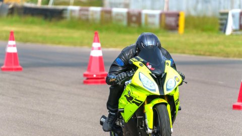 National Drag Racing C'ship: Relentless Muddappa blazes to double in third round