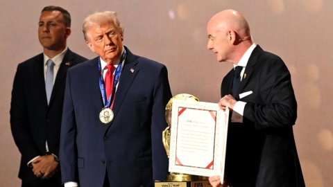 President Trump awarded FIFA Peace Prize at World Cup draw
