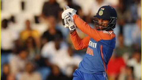 Tilak Varma ने 32 गेंदों में 26 रन बनाकर भी रचा इतिहास, Virat-Rohit जैसे दिग्गजों की खास रिकॉर्ड लिस