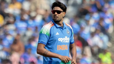 2nd T20I: Harshit, Kuldeep come in as India elect to bowl; NZ bring in Henry, Foulkes and Siefert
