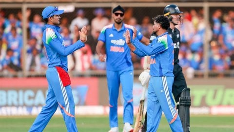 3rd ODI: Mitchell, Phillips centuries power New Zealand to 337/8 in series decider