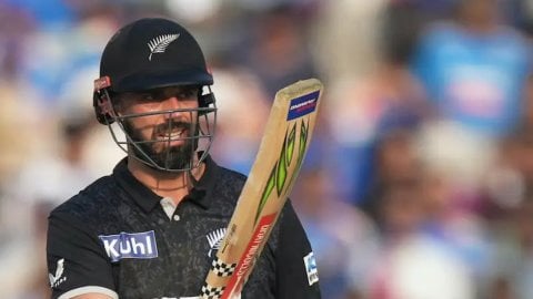 Daryl Mitchell ने राजकोट में शतक ठोककर रचा इतिहास, भारत की सरजमीं पर ऐसा करने वाले NZ के पहले बल्लेब