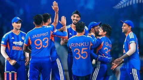 IND vs NZ: न्यूजीलैंड के गेंदबाज़ों पर जमकर बरसे ईशान और सूर्या, सबसे तेज 200+ लक्ष्य चेज कर भारत ने