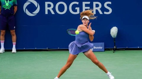 Adelaide International: Andreeva, Shnaider set up all-Russian semifinal clash