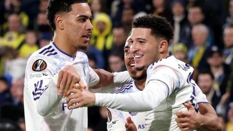 Europa League: Villa edge Fenerbahce to seal round of 16 spot, Roma earn vital win