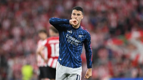 आर्सेनल के फॉरवर्ड गैब्रियल मार्टिनेली ने कोनोर ब्रैडली से मांगी माफी 