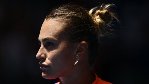 ऑस्ट्रेलियन ओपन: एरिना सबालेंका का शानदार सफर जारी, म्बोको को हराकर क्वार्टर फाइनल में पहुंचीं