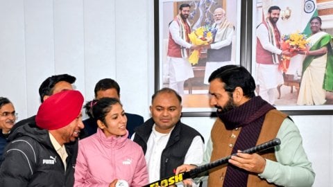 हरियाणा की बेटी नवनीत कौर से सीएम सैनी की खास मुलाकात, जीत पर दी बधाई