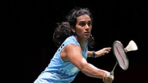 पीवी सिंधु मलेशिया ओपन से बाहर, सेमीफाइनल में चीनी खिलाड़ी से हारीं 