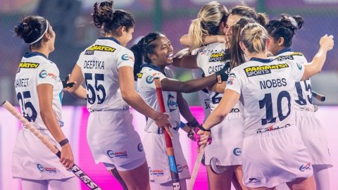 विमेंस एचआईएल: ऋतुजा-साक्षी ने दागे गोल, रांची रॉयल्स ने सूरमा हॉकी क्लब को 2-0 से हराया