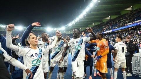 Paris FC eliminate holders PSG from French Cup
