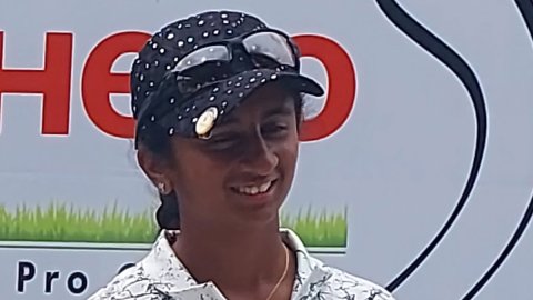 Ten new pros join women's golf tour as a strong field makes up field for first Leg 1 in Mumbai