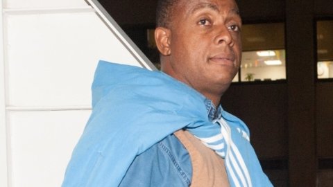 Zimbabwe appoint Courtney Walsh as bowling consultant ahead of Men’s T20 World Cup