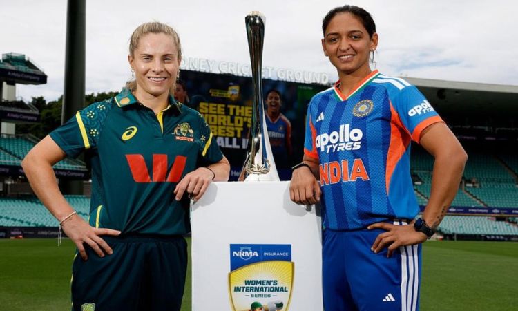India Women opt to bat first in third t20i vs Australia Women