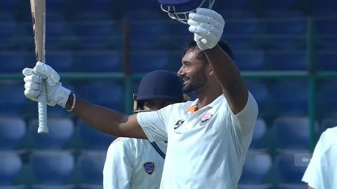 J&K से खेलने वाले 41 साल के इस खिलाड़ी ने Ranji Trophy में रचा इतिहास, ऐसा करने वाला बना सिर्फ दूसरा