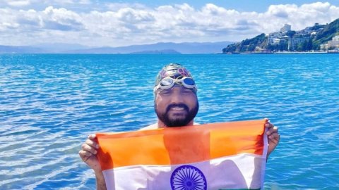 MP para swimmer Satendra Lohiya scripts history by crossing Cook Strait; CM Mohan Yadav congratulate