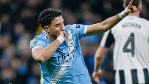 Man City beat Newcastle to reach Carabao Cup final