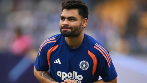 My heartfelt prayers are with you: Kohli offers condolences after Rinku Singh’s father demise