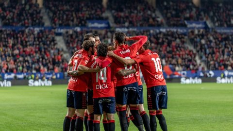 Osasuna stun Real Madrid, Atletico cruises past Espanyol in La Liga