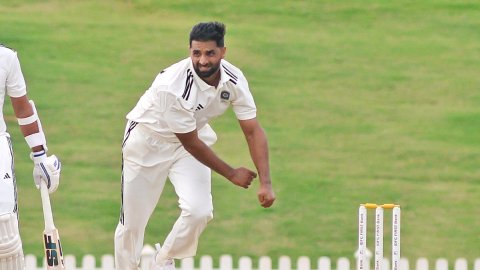 Ranji Trophy Final: Karnataka reach 35/1 at Lunch on Day 3 after Nabi's early strike