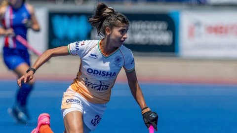'Seniors constantly pushing juniors to give absolute best,' India forward Sakshi Rana shares learnin