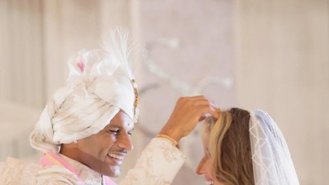 Shikhar Dhawan marries Sophie Shine, releases photos of his wedding