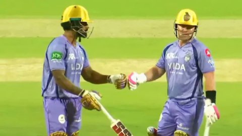 KKR के  प्रैक्टिस मैच में बिहार के  MP पप्पू यादव के बेटे ने बल्ले से उड़ाया गर्दा, 231 की स्ट्राइक 