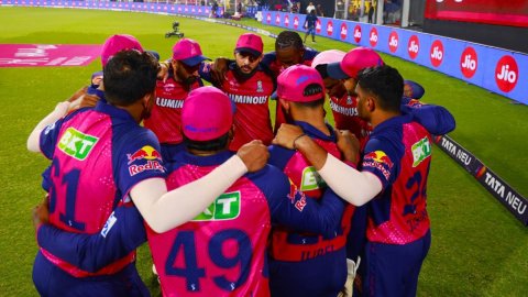 राजस्थान रॉयल्स के लिए बुरी खबर, धाकड़ ऑलराउंडर IPL 2026 से हो सकता है बाहर