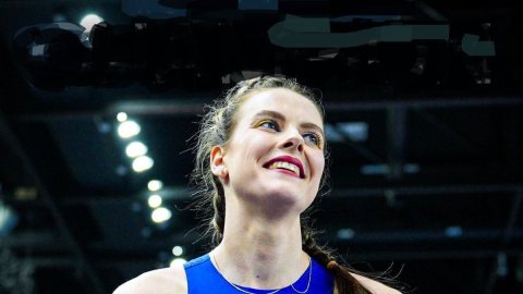 Athletics: Mahuchikh claims first gold at World Indoor in Poland; USA's Anthony dominates men's 60m 