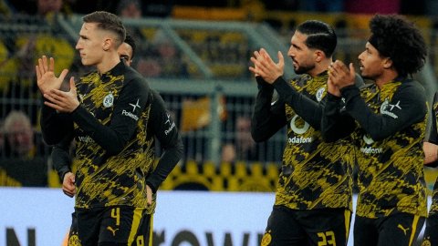 Bayern comeback dent Dortmund's Bundesliga title hopes