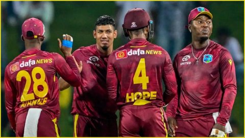 Lahore Qalandars को लगा बड़ा झटका, PSL 2026 टूर्नामेंट शुरू होने से पहले ही कैरेबियाई गेंदबाज़ ने वा