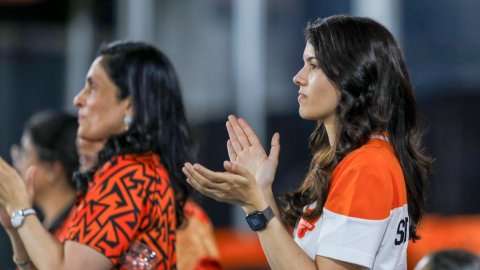 'Contributes to Indian casualties': Gavaskar slams SRH owners over Abrar deal in The Hundred auction