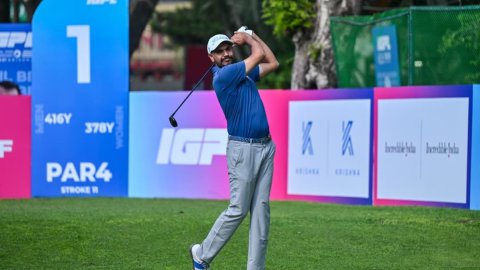 IGPL Chandigarh: Shat gets flying start with a 66, leads defending champ Bhullar by two