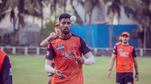 IPL 2026: कौन हैं सौरभ दुबे? जिन्हें केकेआर ने आकाश दीप की जगह किया टीम में शामिल