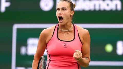 Sabalenka tops Noskova to reach her third final at Indian Wells