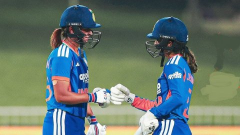 1st T20I: Harmanpreet shines, but late collapse leads to India making 157/7 against South Africa
