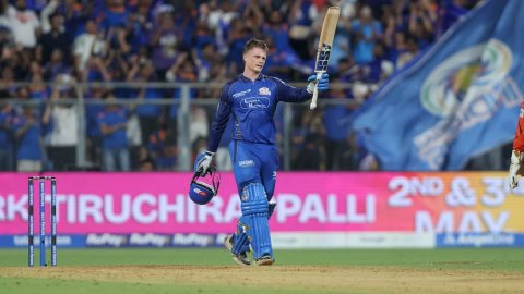 रयान रिकेल्टन ने MI के लिय रचा इतिहास, वानखेड़े में शतक ठोककर तोड़ डाले सनथ जयसूर्या के दो बड़े रिकॉ