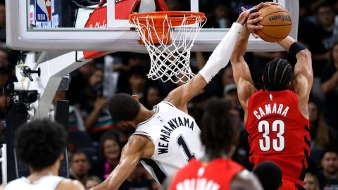 San Antonio Spurs vs Portland Trail Blazers