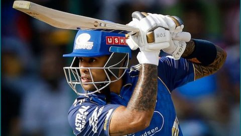 Suryakumar Yadav ने रचा इतिहास, रोहित-पोलार्ड के बाद IPL में MI के लिए ये कारनामा करने वाले बने तीसर