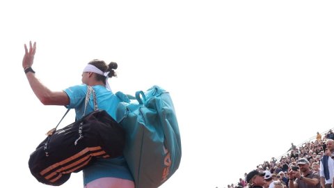 Alexander Zverev beats Diallo to reach quarters in Munich