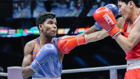 Asian Boxing C’ships: Vishvanath Suresh stuns World No. 1; Ankushita, Narender advance to semis (ld)