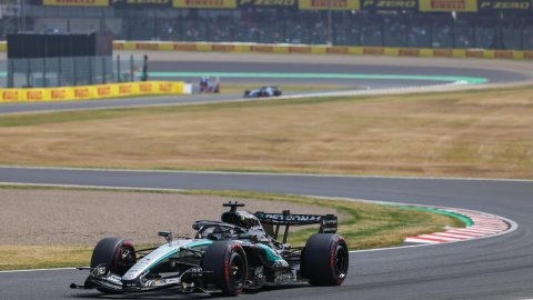 Formula 1: Antonelli's rise poses early question for Russell at resurgent Mercedes