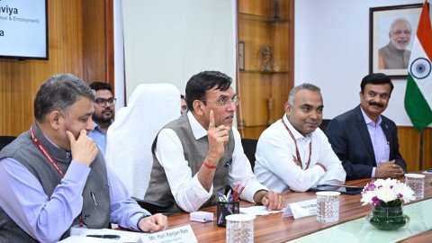 ‘India committed to clean sport’: Mandaviya after meeting WADA chief (Credit: Dr. Mansukh Mandaviya/