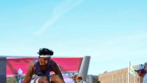 सेल्वा प्रभु ने ओरेगन टीम इनविटेशनल में ट्रिपल जंप का खिताब जीता